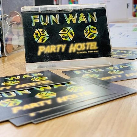 Fun Wan Hostel Bangkok Dış mekan fotoğraf