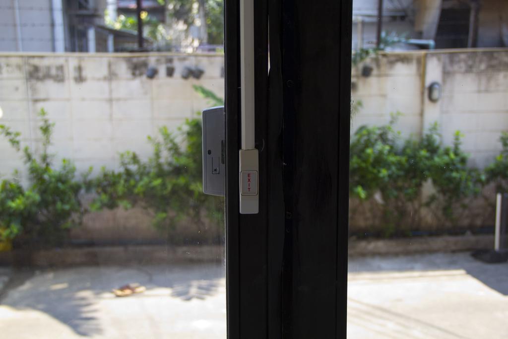 Fun Wan Hostel Bangkok Dış mekan fotoğraf