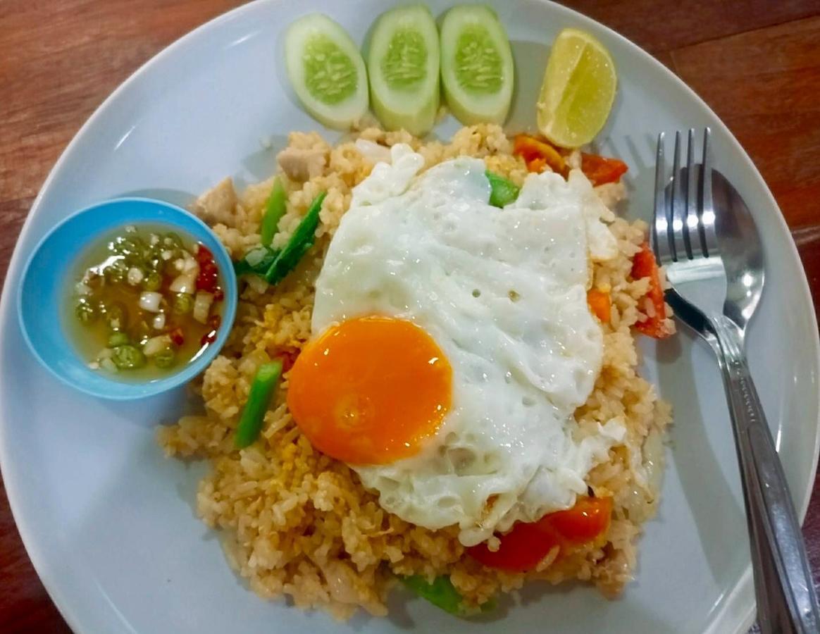 Fun Wan Hostel Bangkok Dış mekan fotoğraf