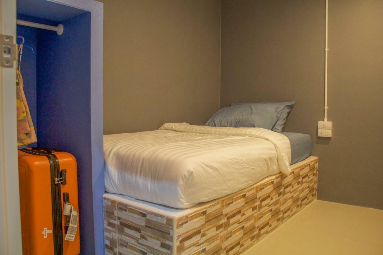 Fun Wan Hostel Bangkok Dış mekan fotoğraf