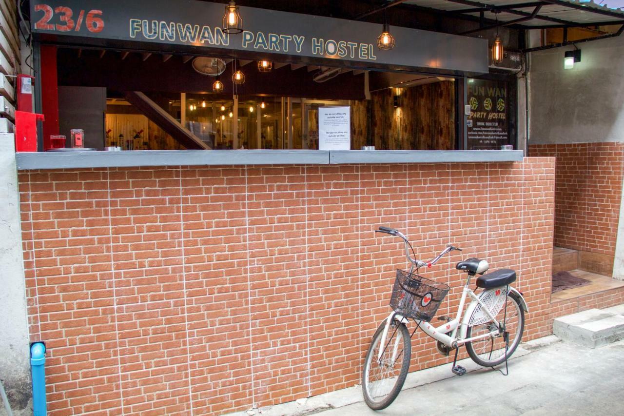 Fun Wan Hostel Bangkok Dış mekan fotoğraf